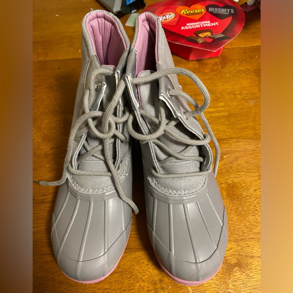 Sperry duck boots